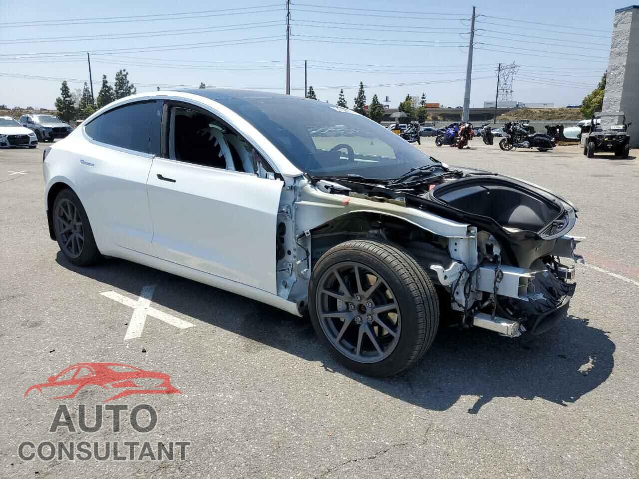 TESLA MODEL 3 2020 - 5YJ3E1EB1LF647706