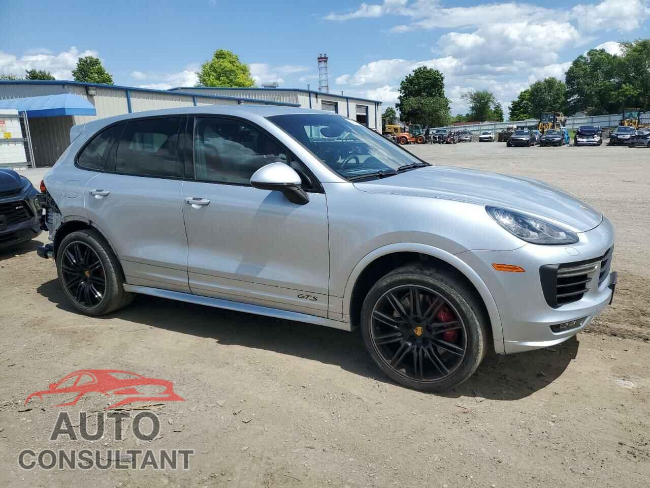 PORSCHE CAYENNE 2018 - WP1AD2A22JLA80484