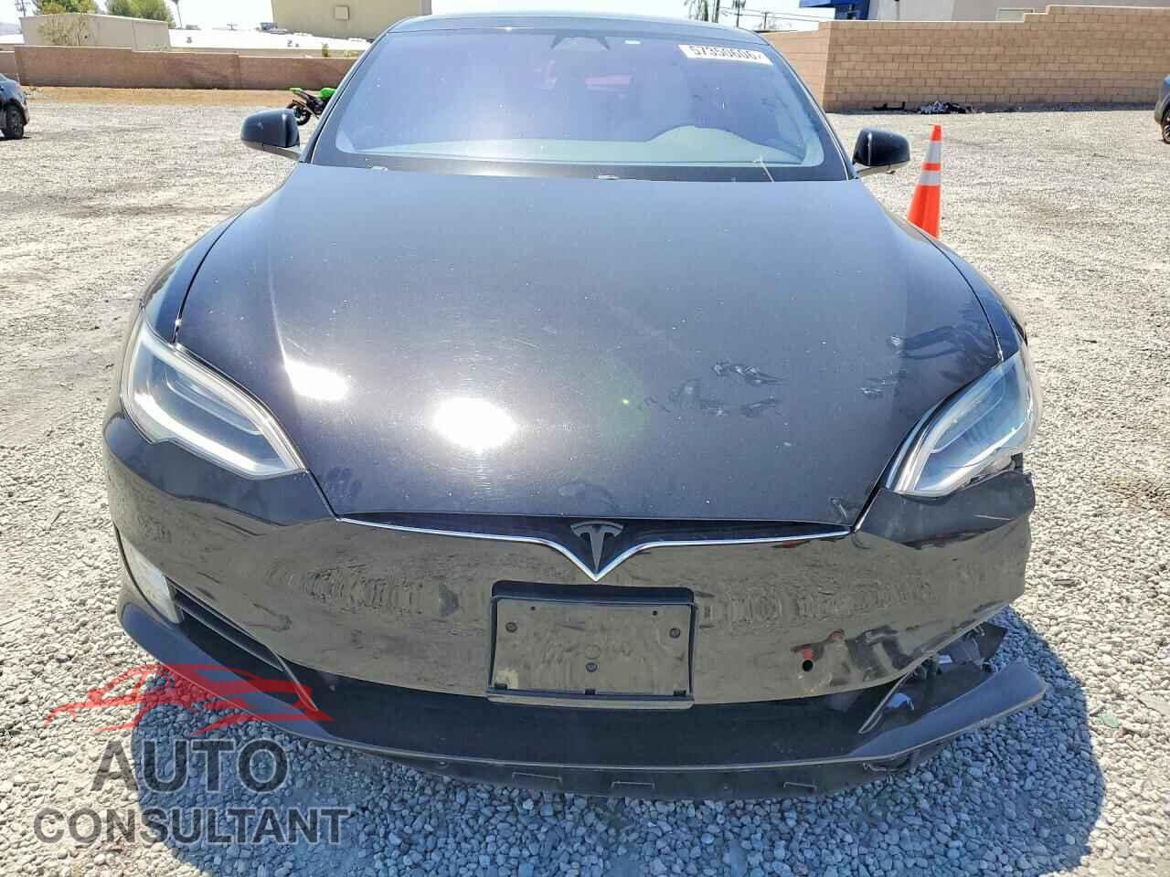 TESLA MODEL S 2017 - 5YJSA1E44HF227552