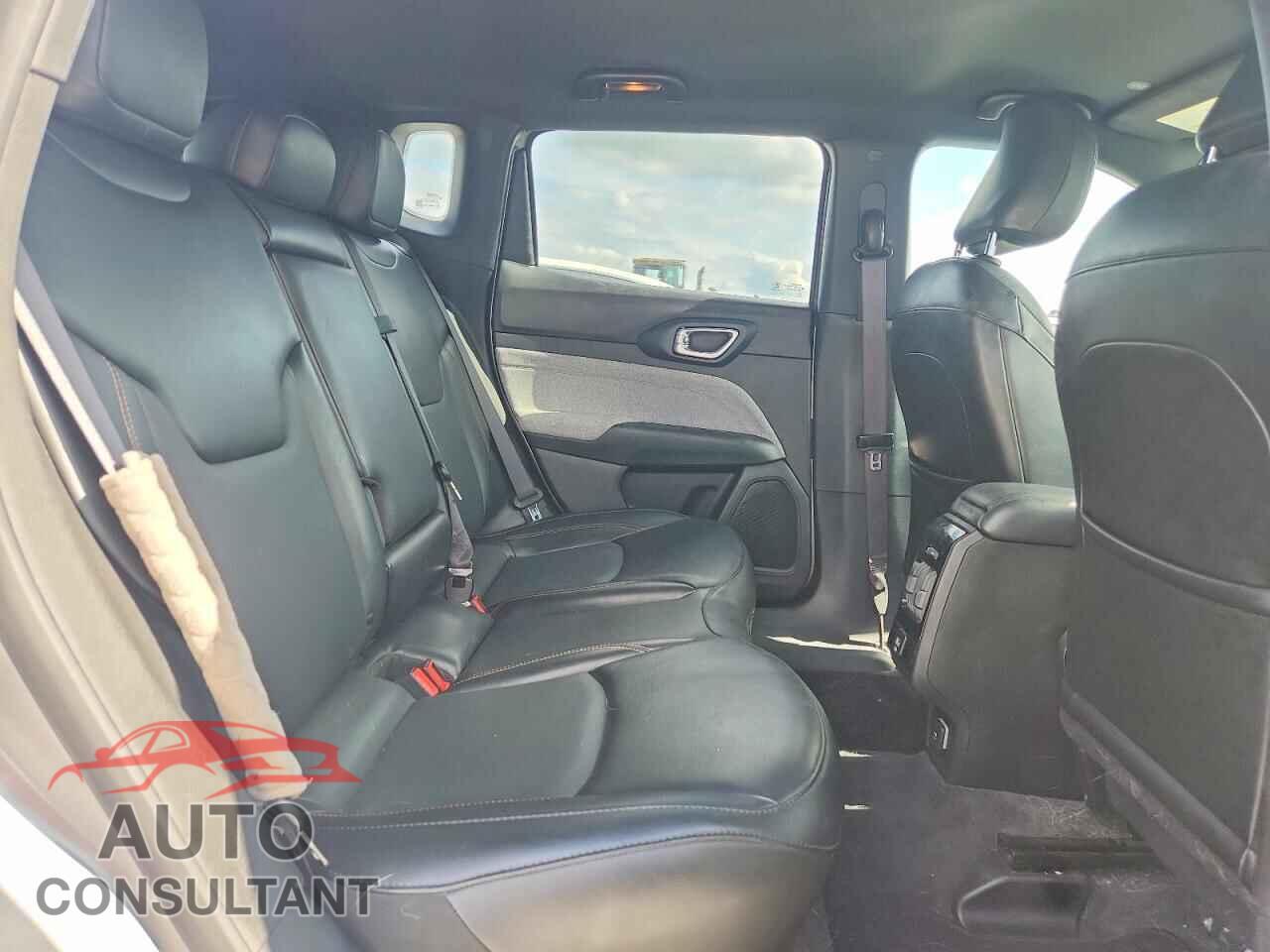 JEEP COMPASS 2023 - 3C4NJDFN7PT533909