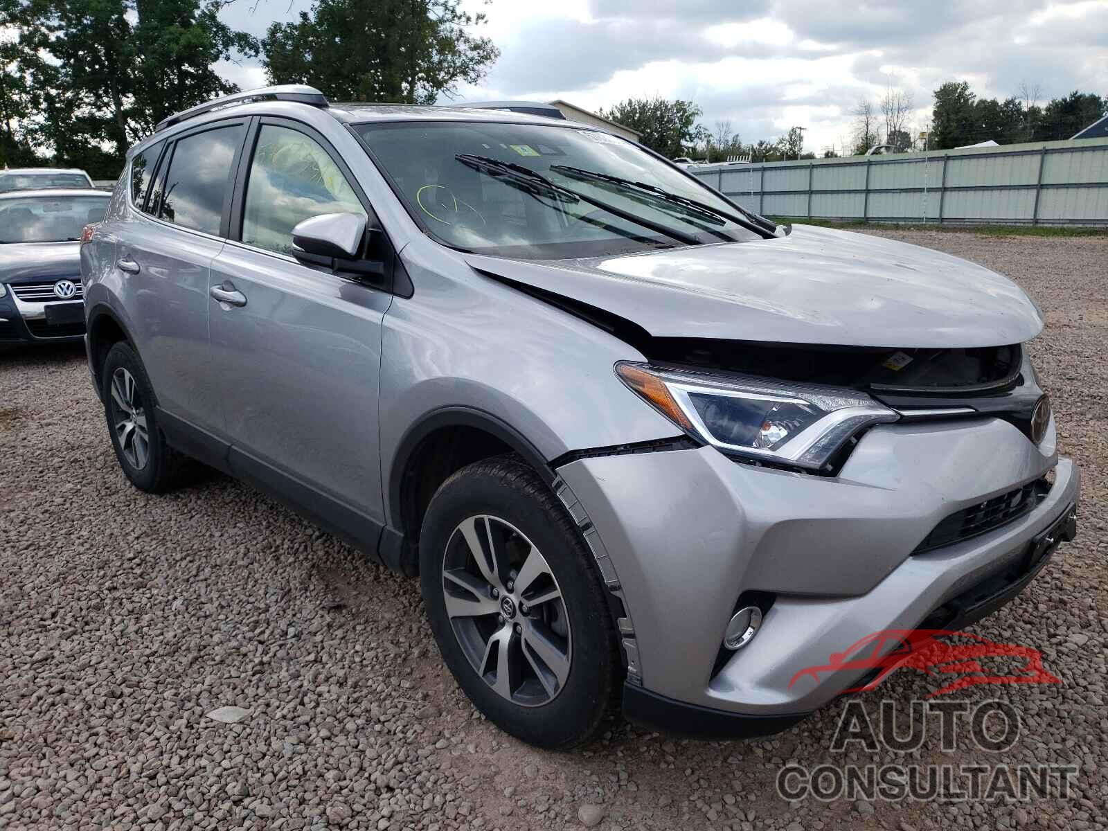 TOYOTA RAV4 2018 - JTMRFREVXJD235630