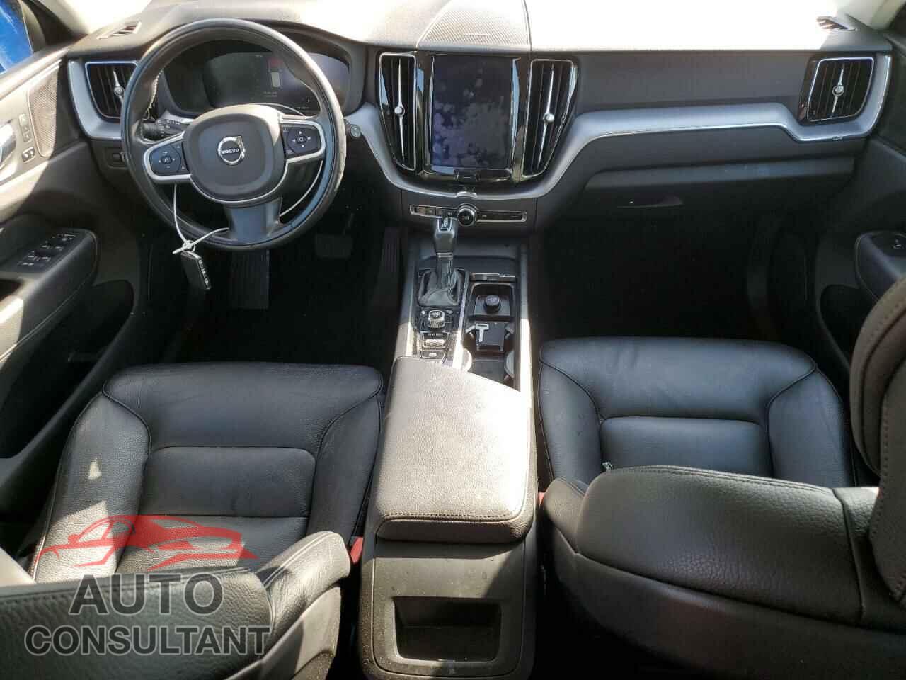 VOLVO XC60 2020 - YV4102DK8L1440412