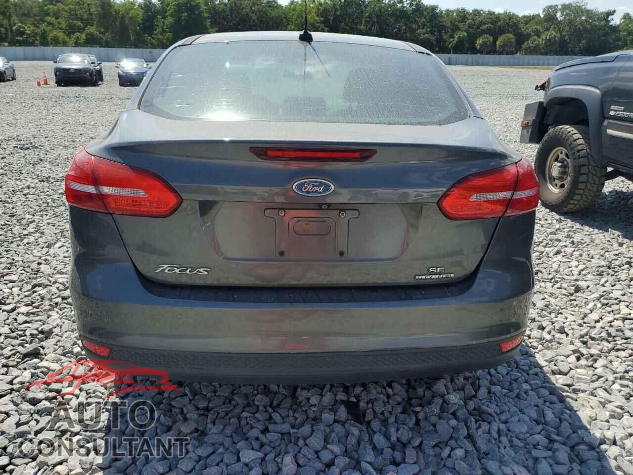 FORD FOCUS 2015 - 1FADP3F23FL200729
