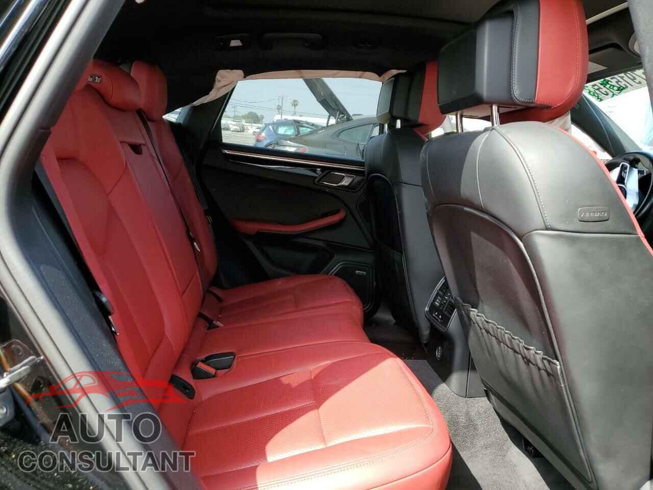 PORSCHE MACAN 2019 - WP1AA2A57KLB00555