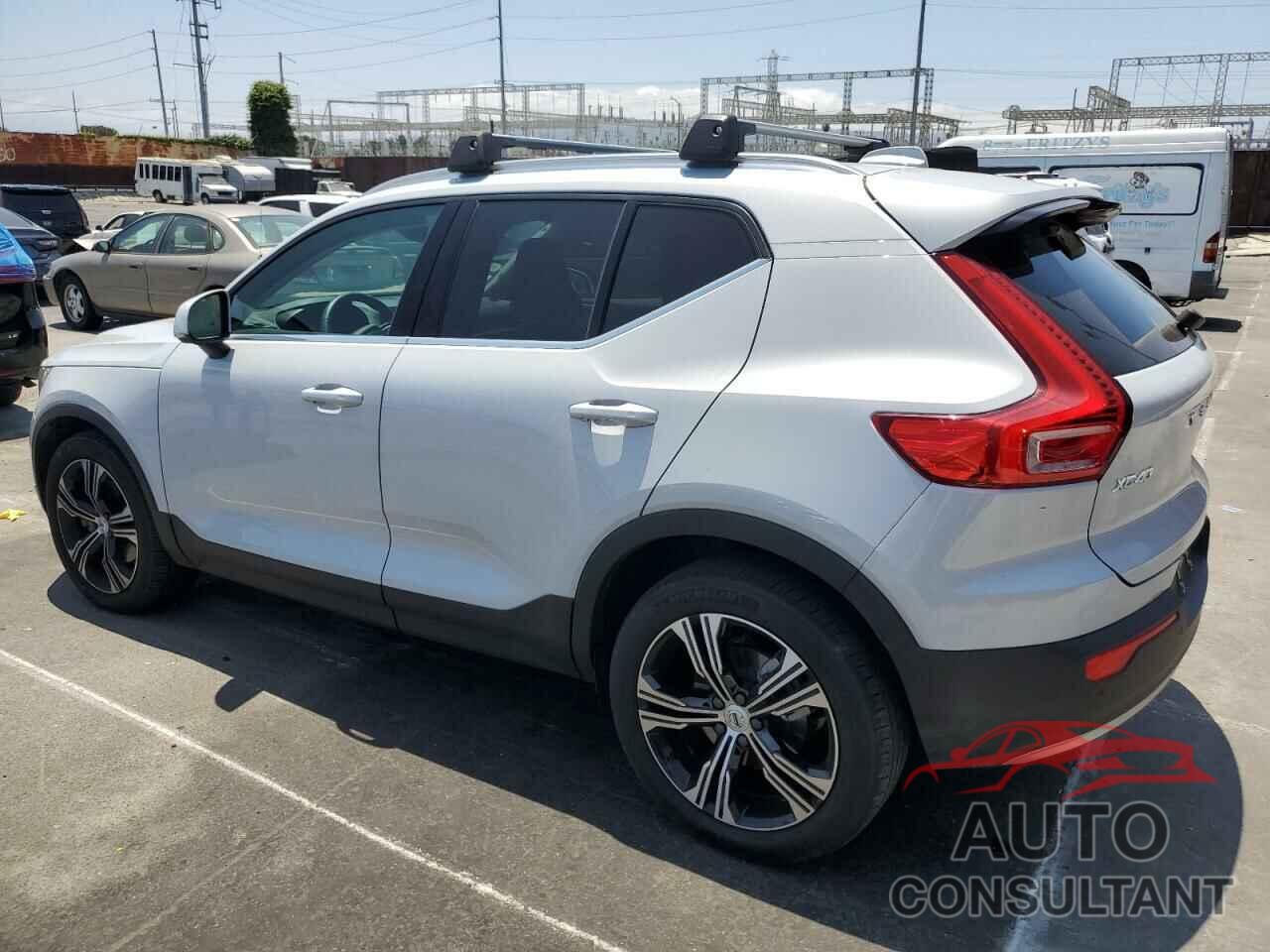 VOLVO XC40 2021 - YV4162UL5M2564818