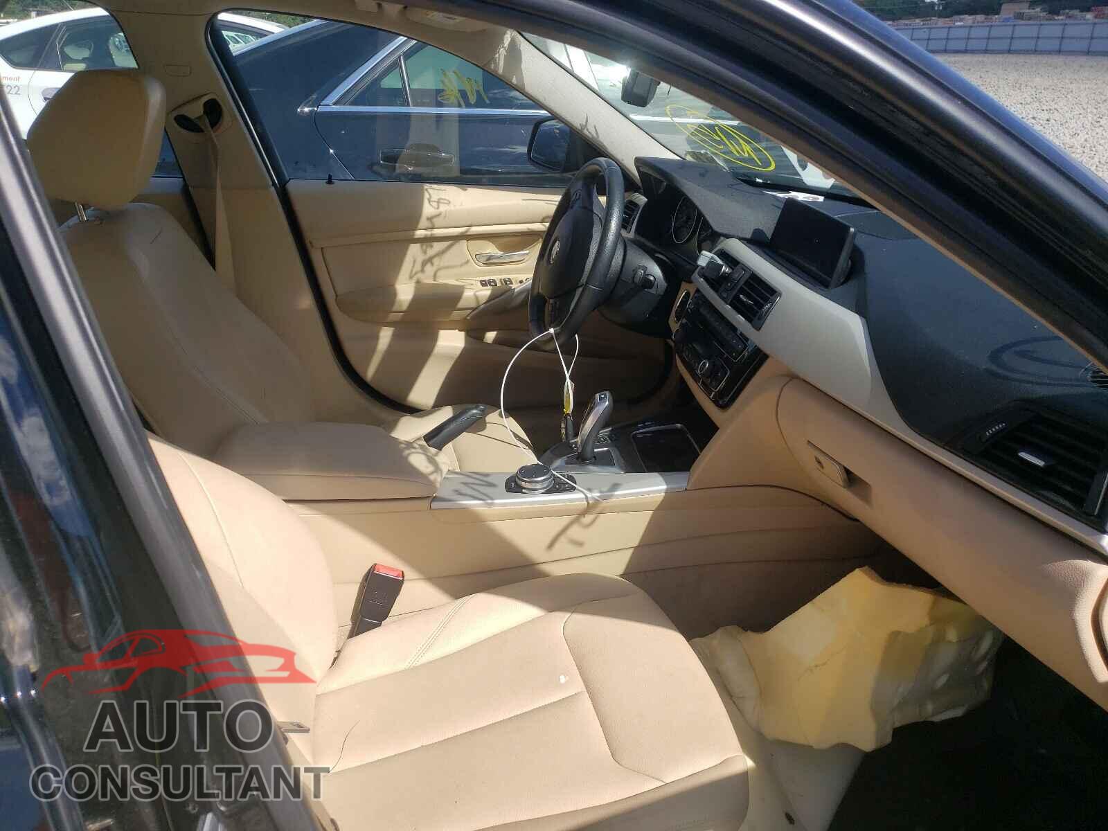 BMW 3 SERIES 2016 - WBA8E5G5XGNU21642