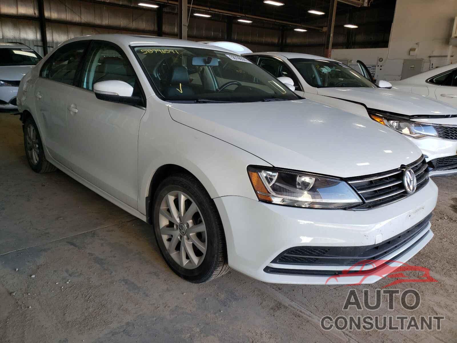 VOLKSWAGEN JETTA 2017 - 3VWB67AJ9HM308166