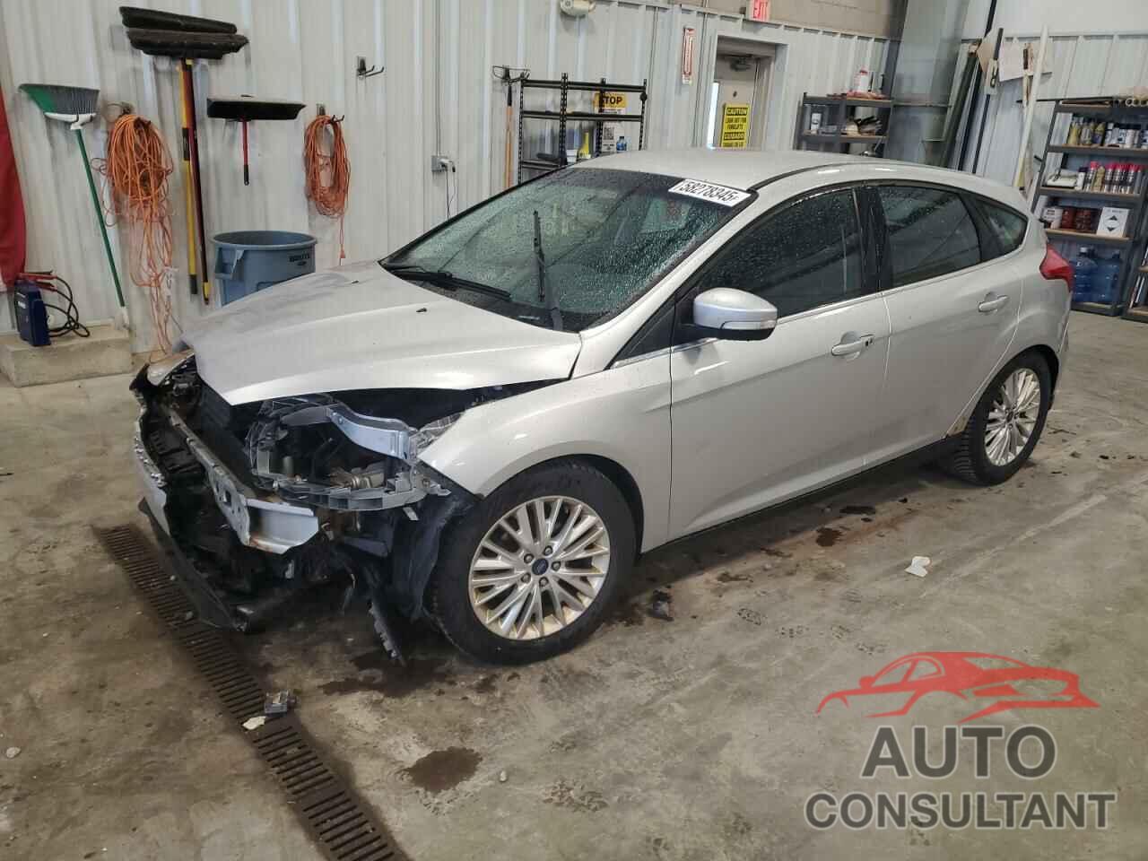 FORD FOCUS 2015 - 1FADP3N21FL253902