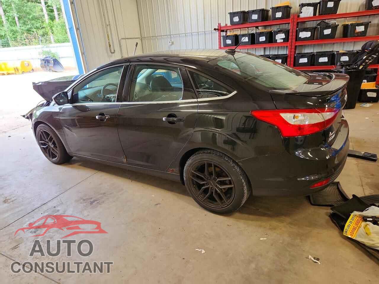 FORD FOCUS 2013 - 1FADP3J25DL107571