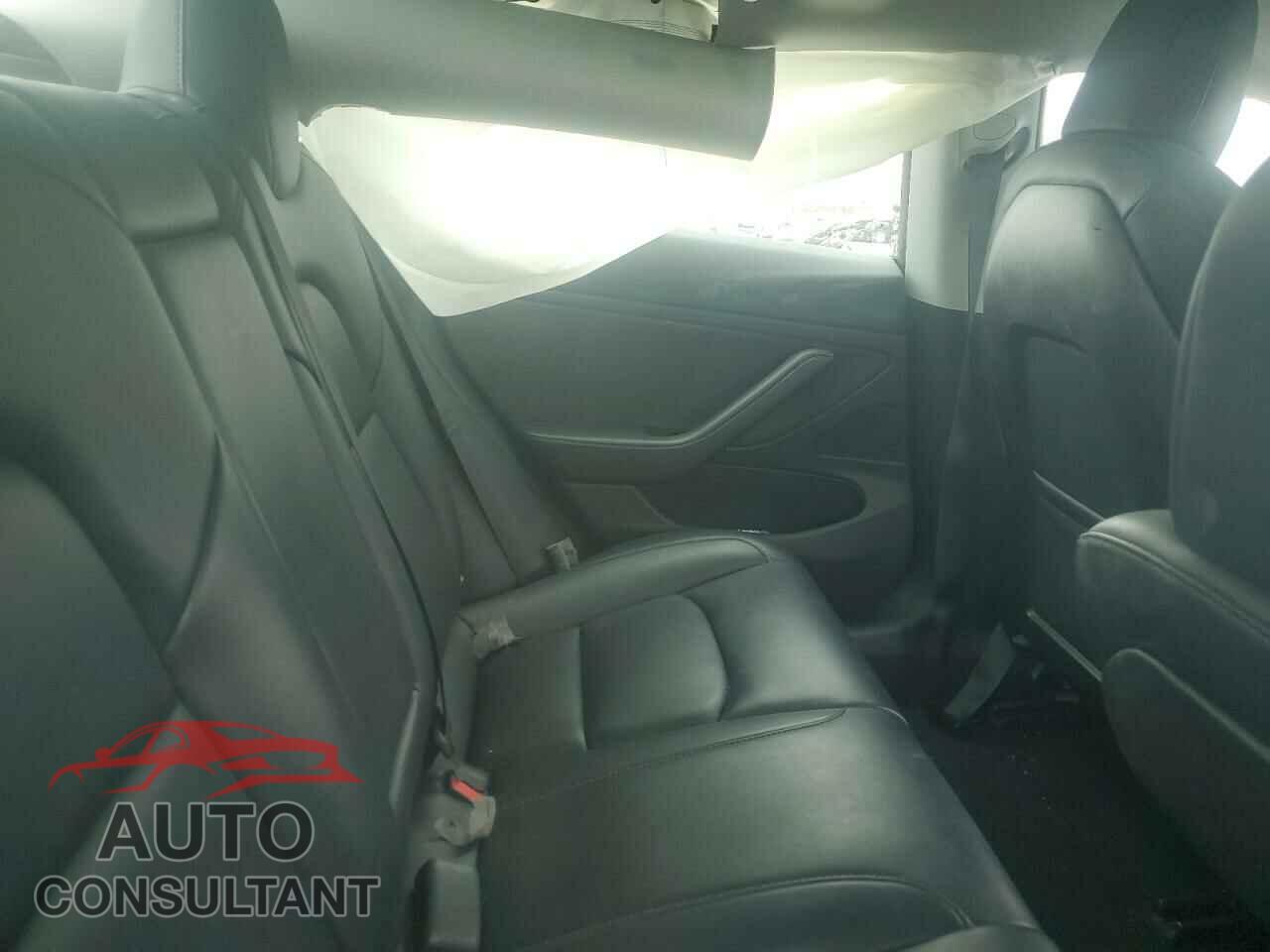TESLA MODEL 3 2018 - 5YJ3E1EA2JF172829