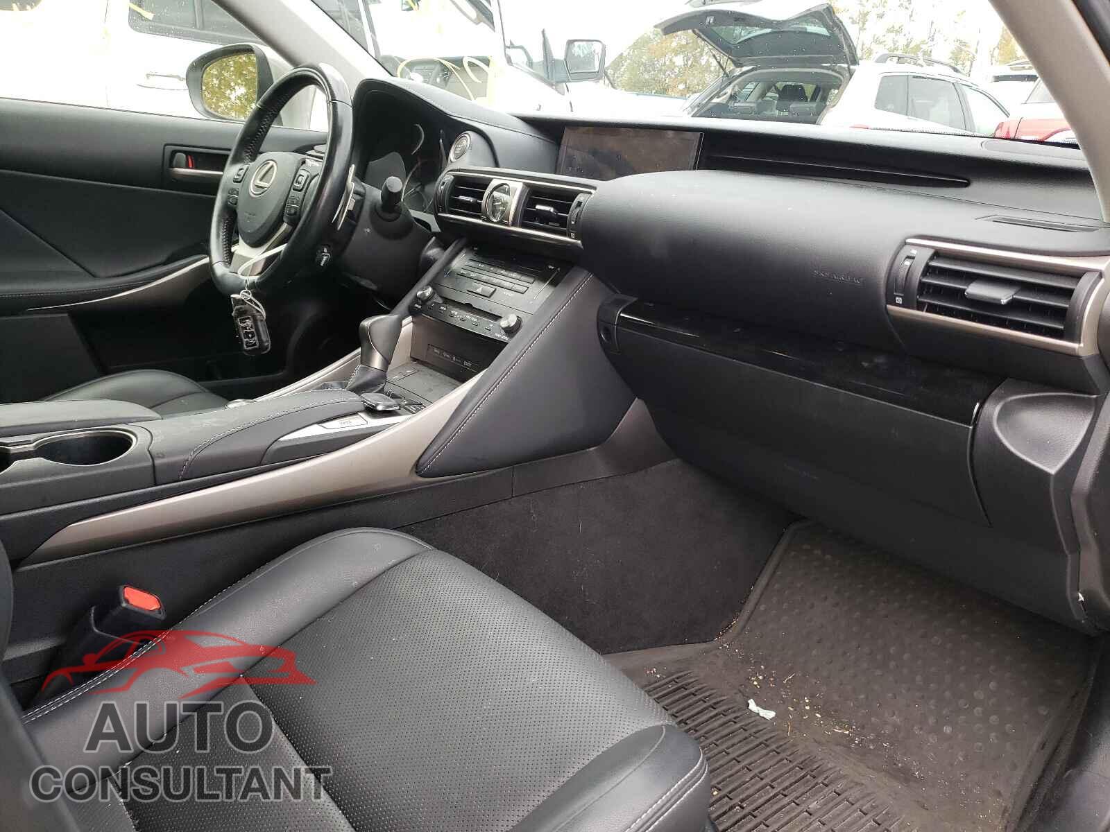 LEXUS IS 2017 - JTHCM1D2XH5019039