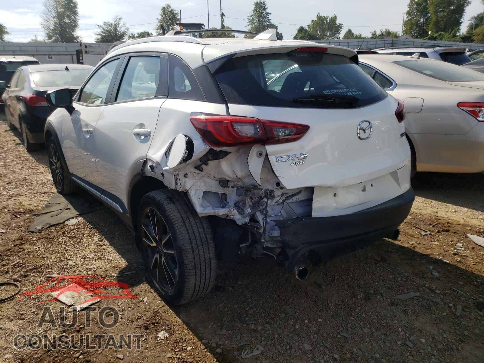 MAZDA CX-3 2017 - JM1DKFD73H0156812