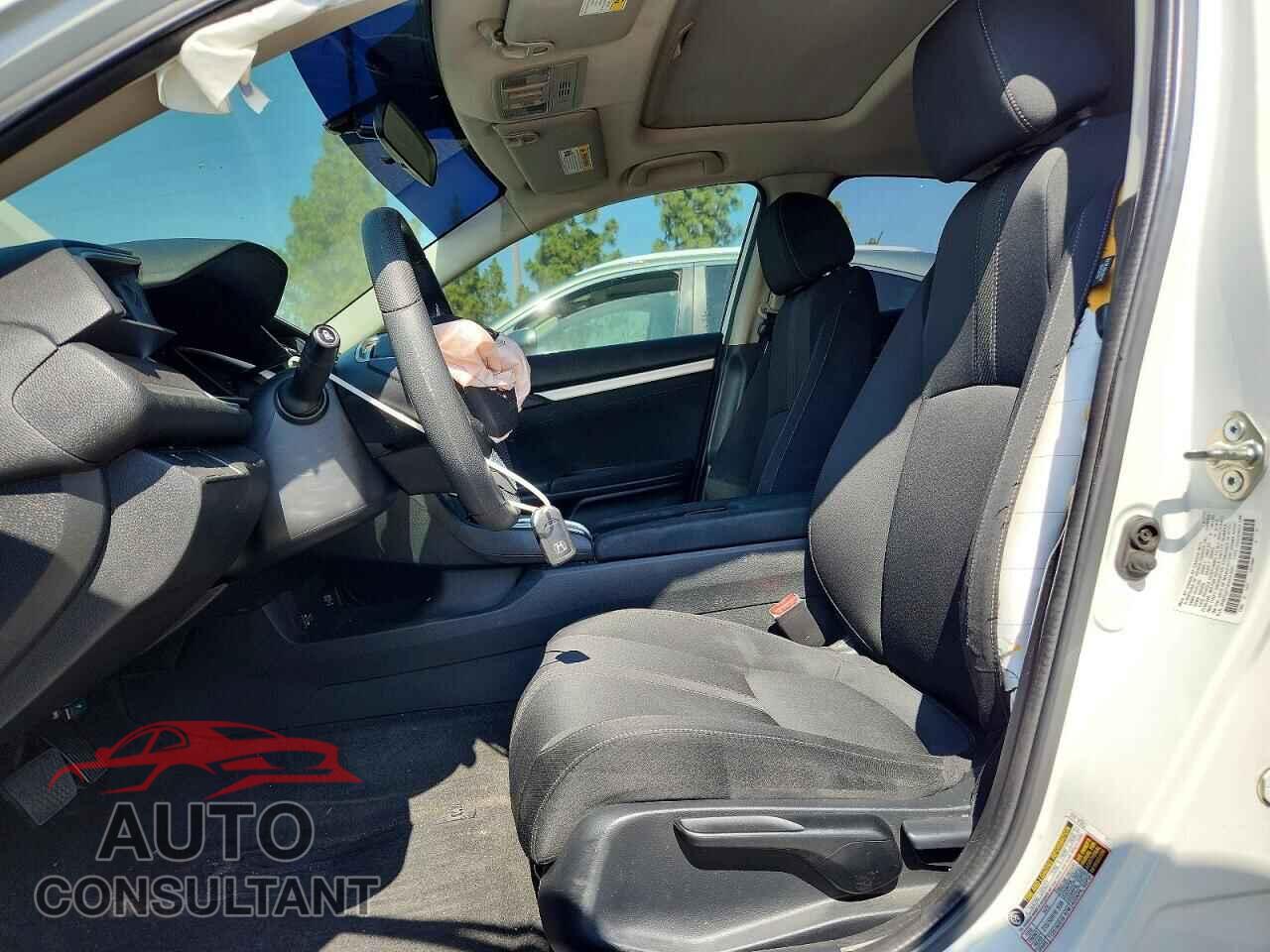 HONDA CIVIC 2017 - 2HGFC2F73HH510501