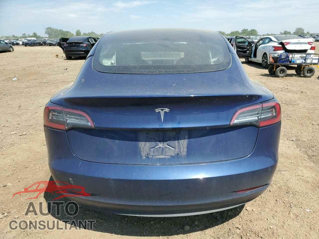 TESLA MODEL 3 2017 - 5YJ3E1EA6HF003066