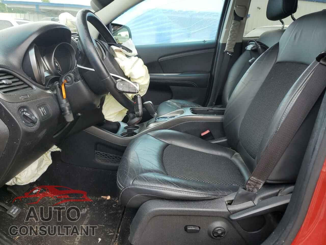 DODGE JOURNEY 2015 - 3C4PDCGG1FT670028