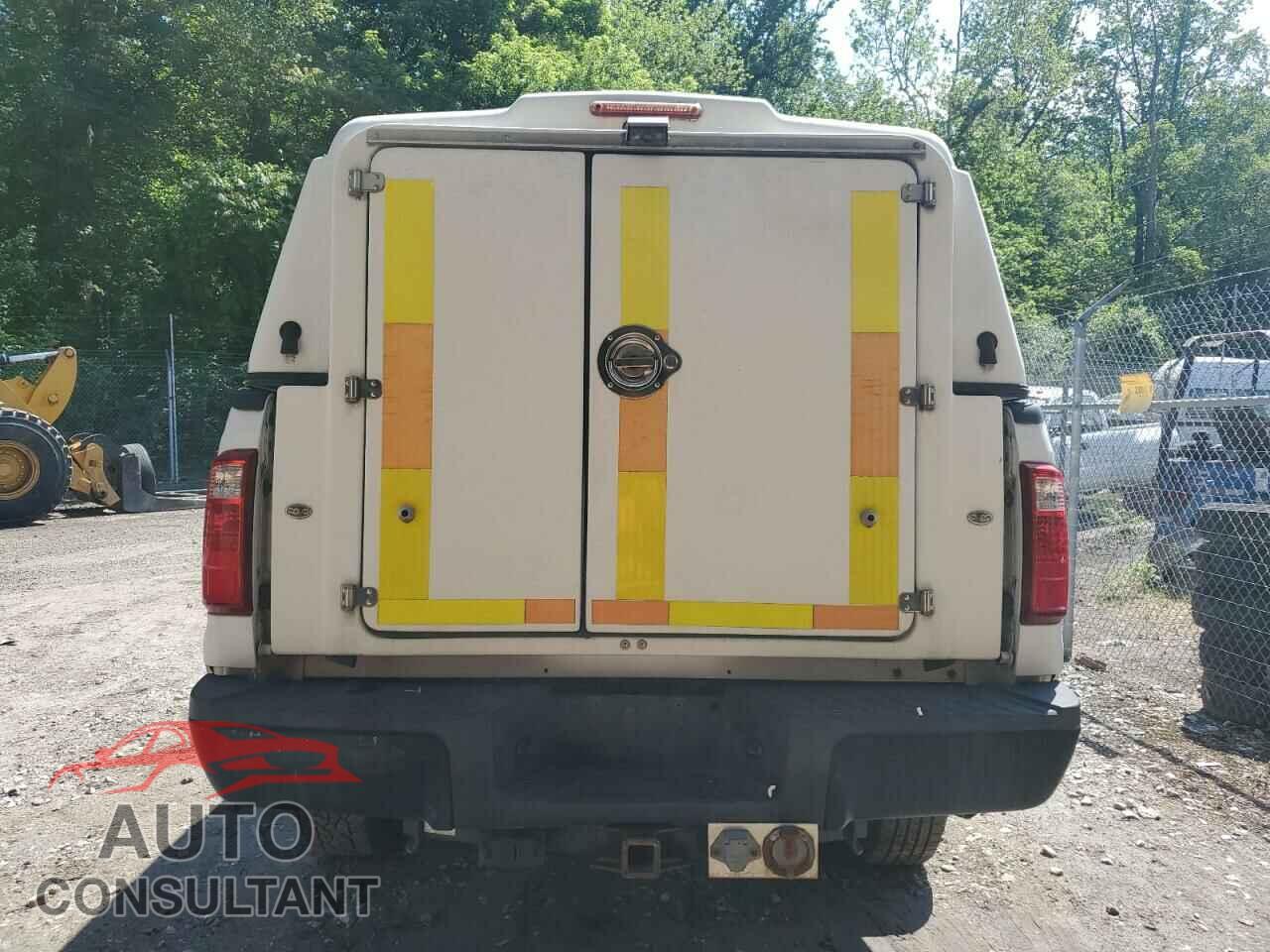 FORD F250 2013 - 1FTBF2B60DEA76430