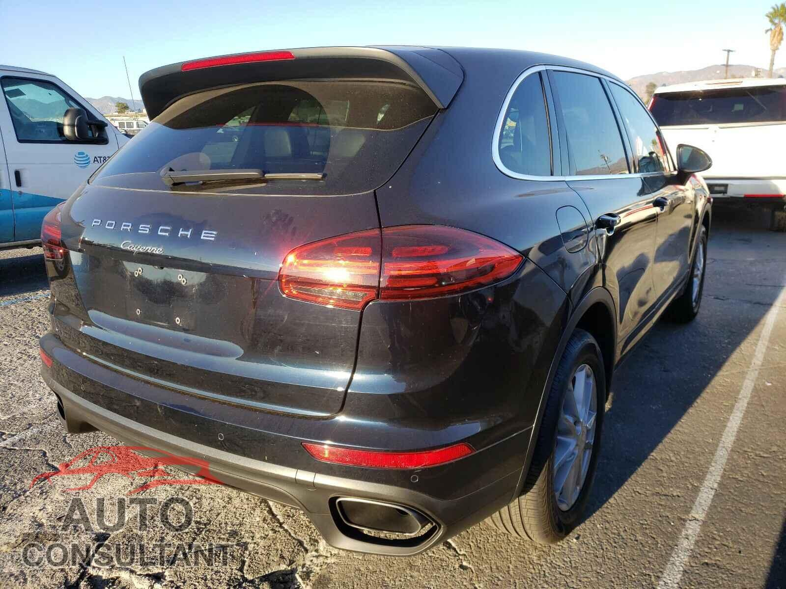 PORSCHE CAYENNE 2016 - WP1AA2A24GLA08221