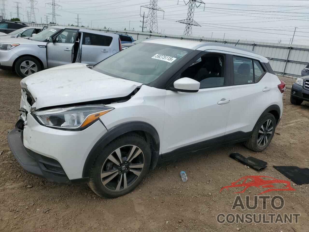 NISSAN KICKS 2018 - 3N1CP5CUXJL531654