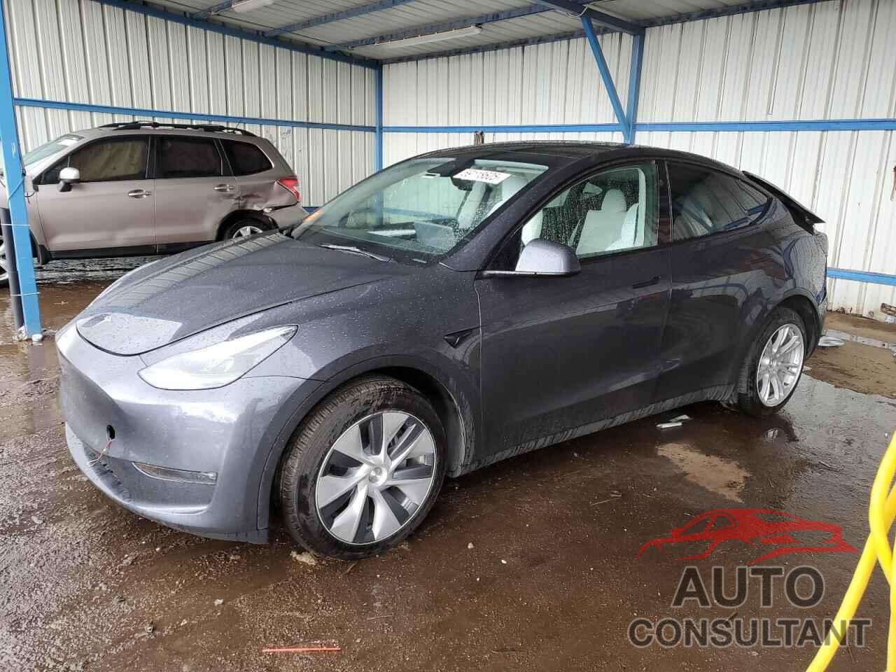 TESLA MODEL Y 2023 - 7SAYGDEE0PF904911