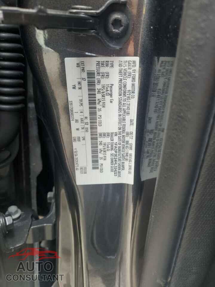 FORD FOCUS 2017 - 1FADP3E24HL324223