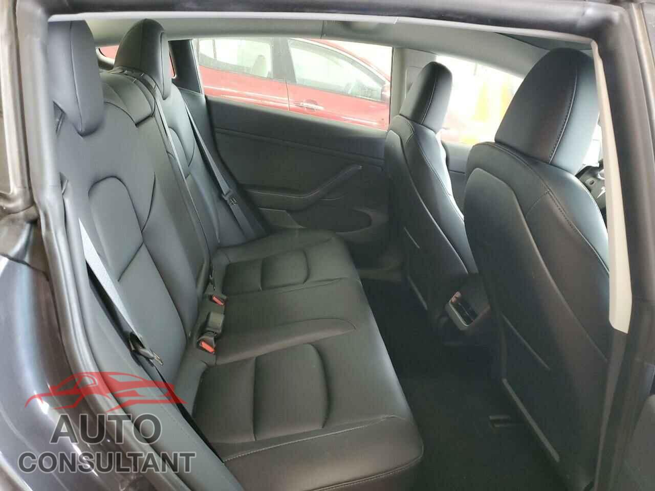 TESLA MODEL 3 2023 - 5YJ3E1EBXPF706600