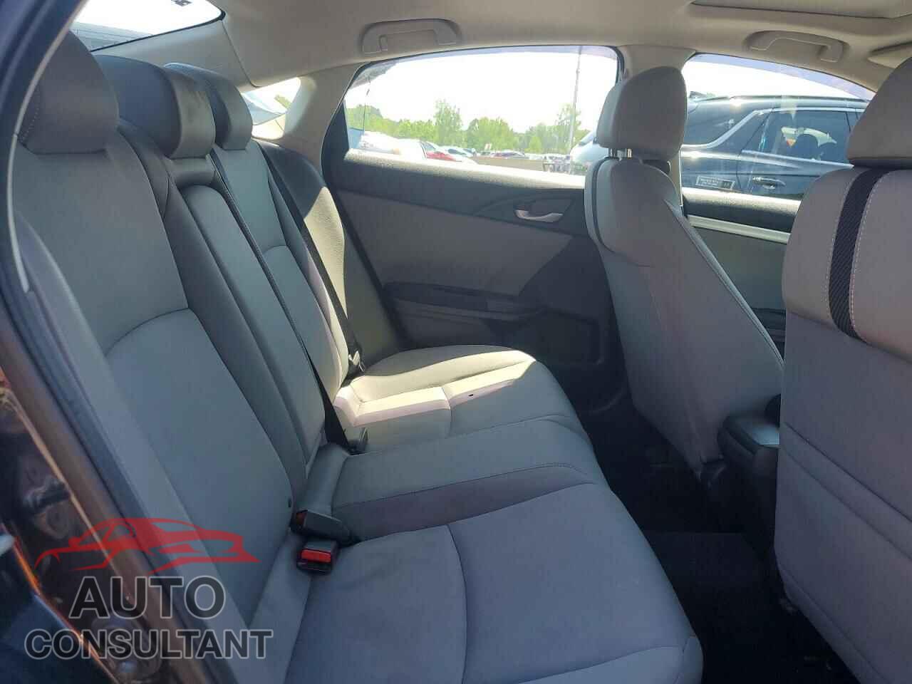 HONDA CIVIC 2017 - 19XFC2F79HE228261