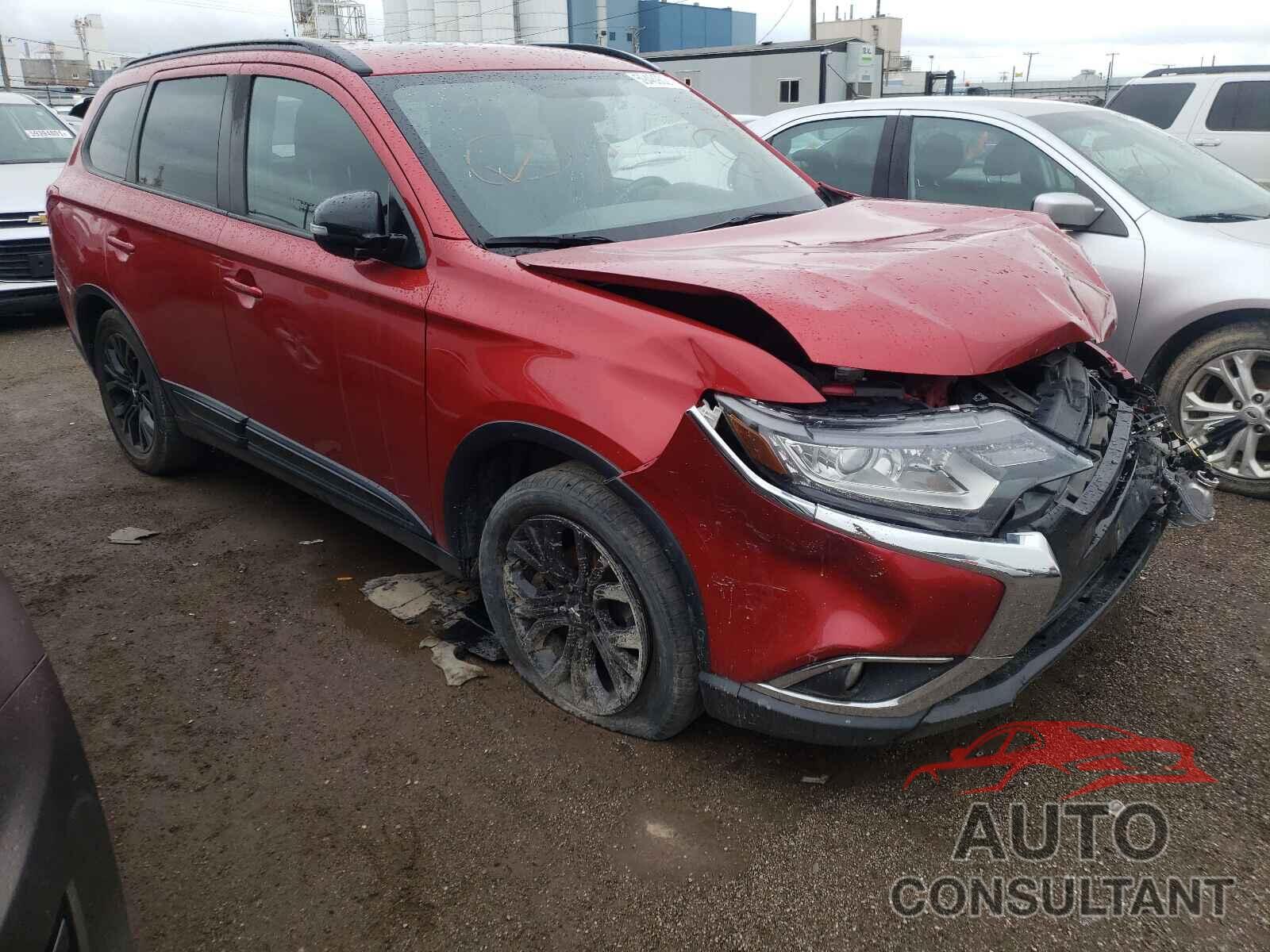 MITSUBISHI OUTLANDER 2018 - JA4AD3A33JZ047100
