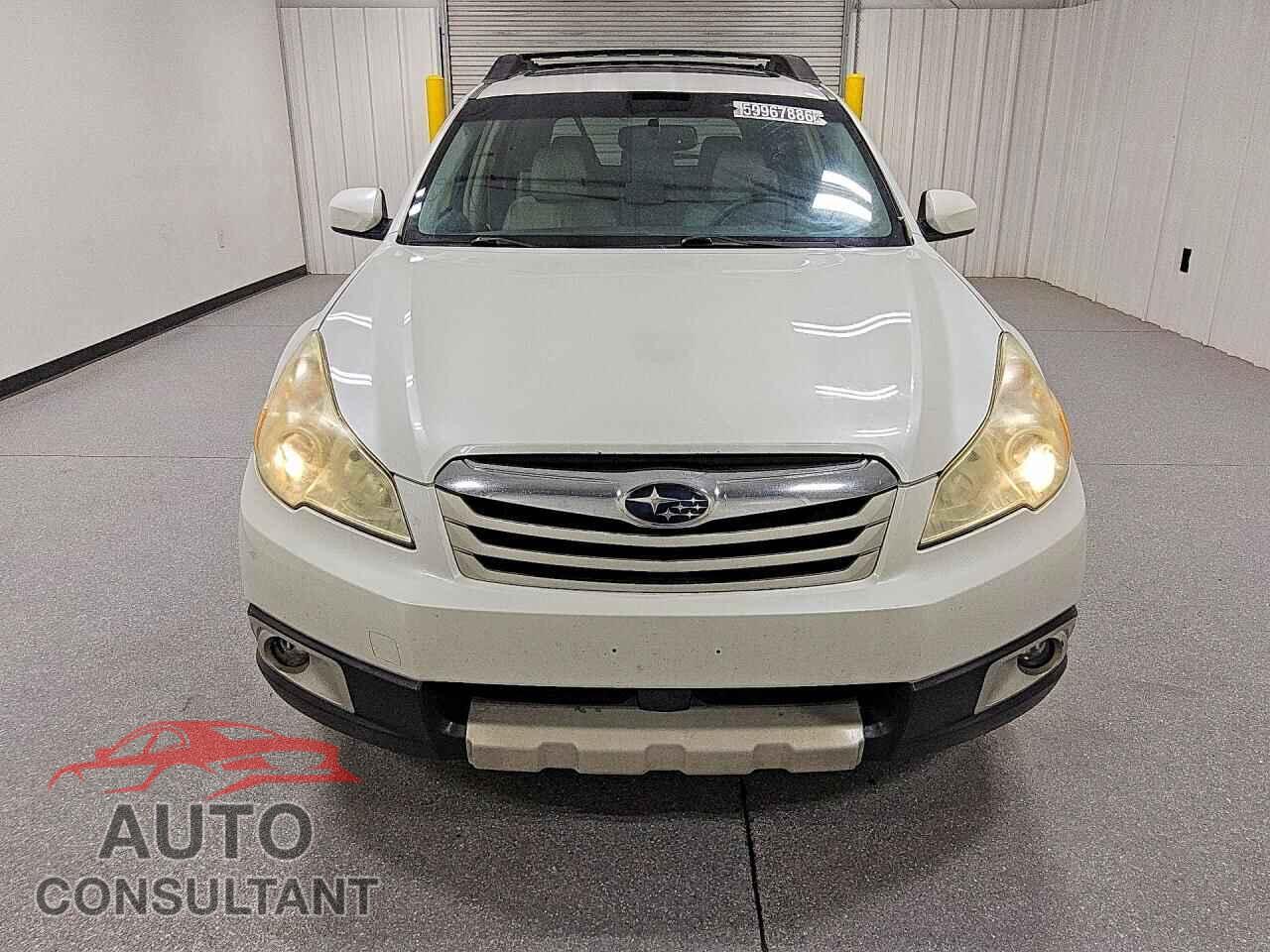 SUBARU OUTBACK 2011 - 4S4BRBKC4B3358751