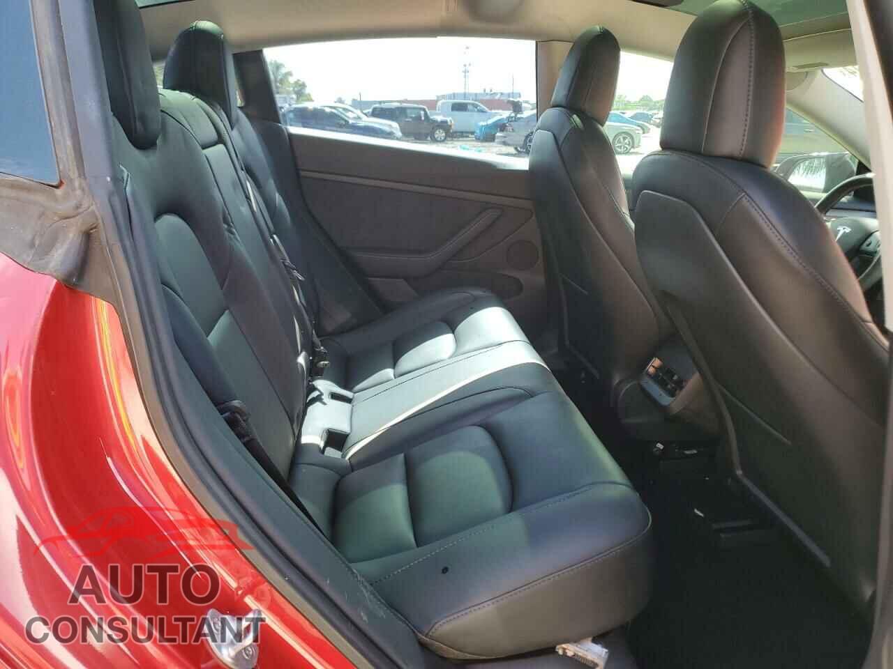 TESLA MODEL 3 2021 - 5YJ3E1EB5MF974112