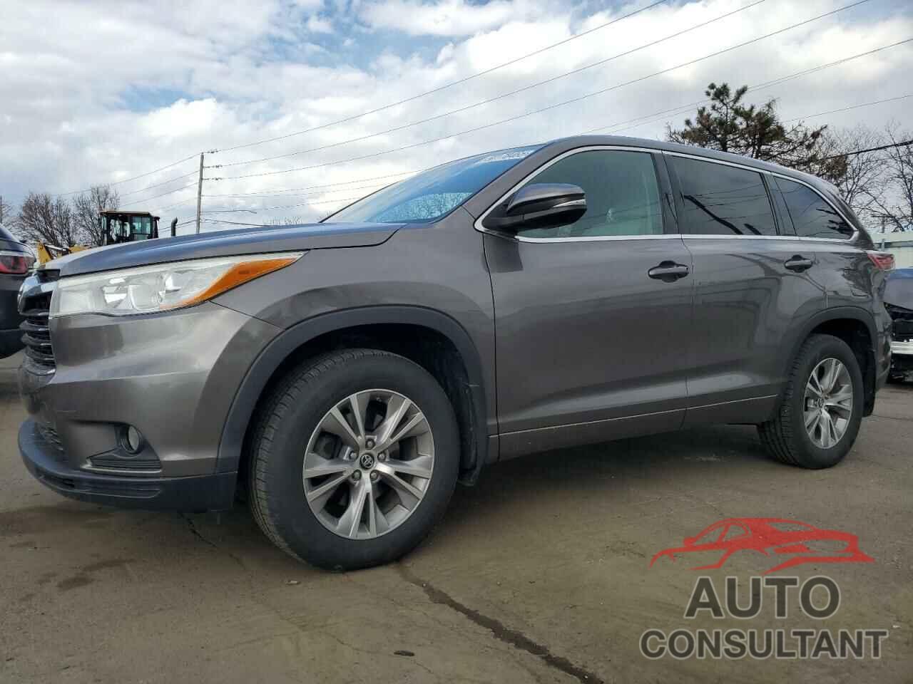 TOYOTA HIGHLANDER 2016 - 5TDBKRFH8GS290015