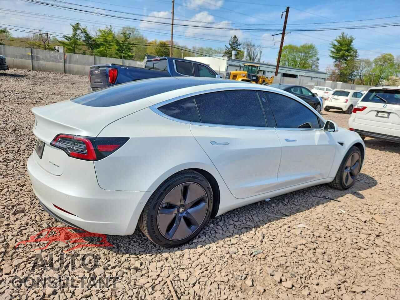 TESLA MODEL 3 2020 - 5YJ3E1EB1LF665512