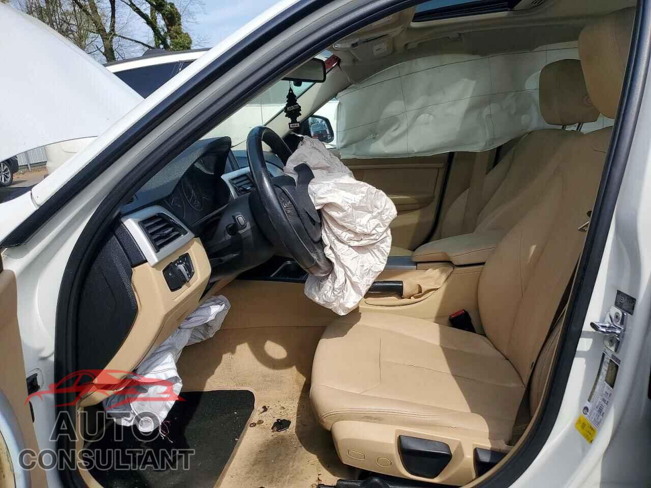 BMW 3 SERIES 2012 - WBA3A5C50CF348345