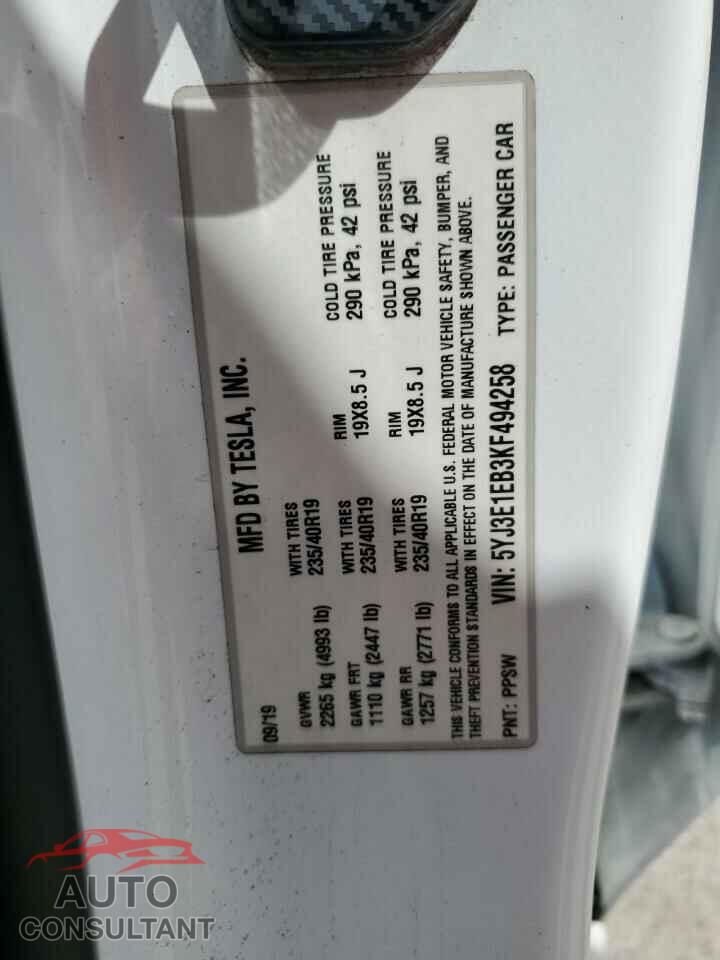 TESLA MODEL 3 2019 - 5YJ3E1EB3KF494258