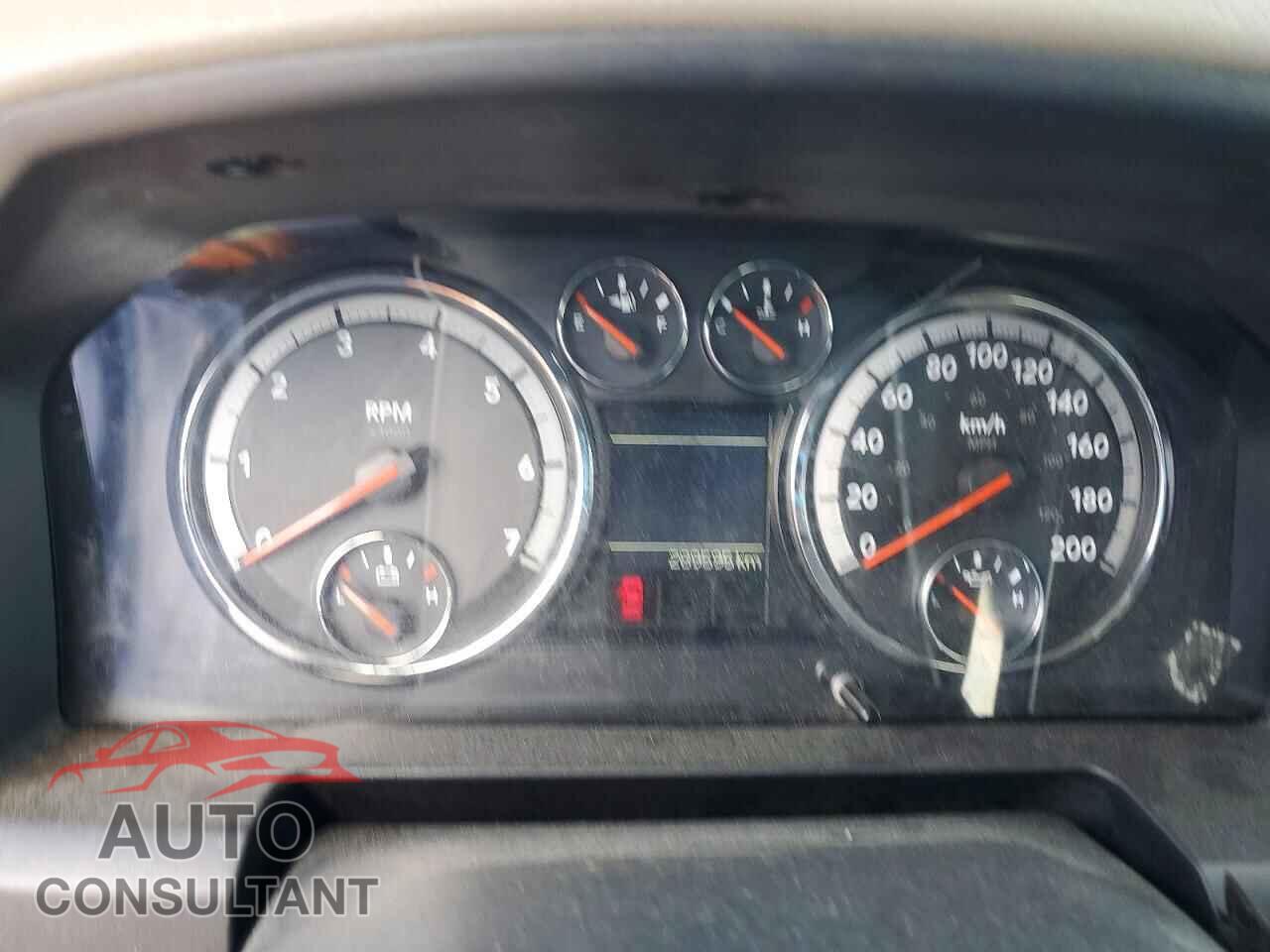DODGE RAM 1500 2012 - 1C6RD7GT2CS272957