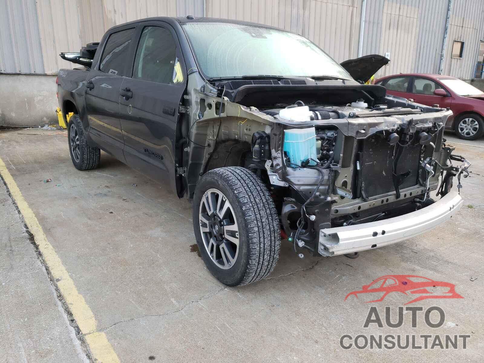 TOYOTA TUNDRA 2019 - 5TFDY5F15KX827798