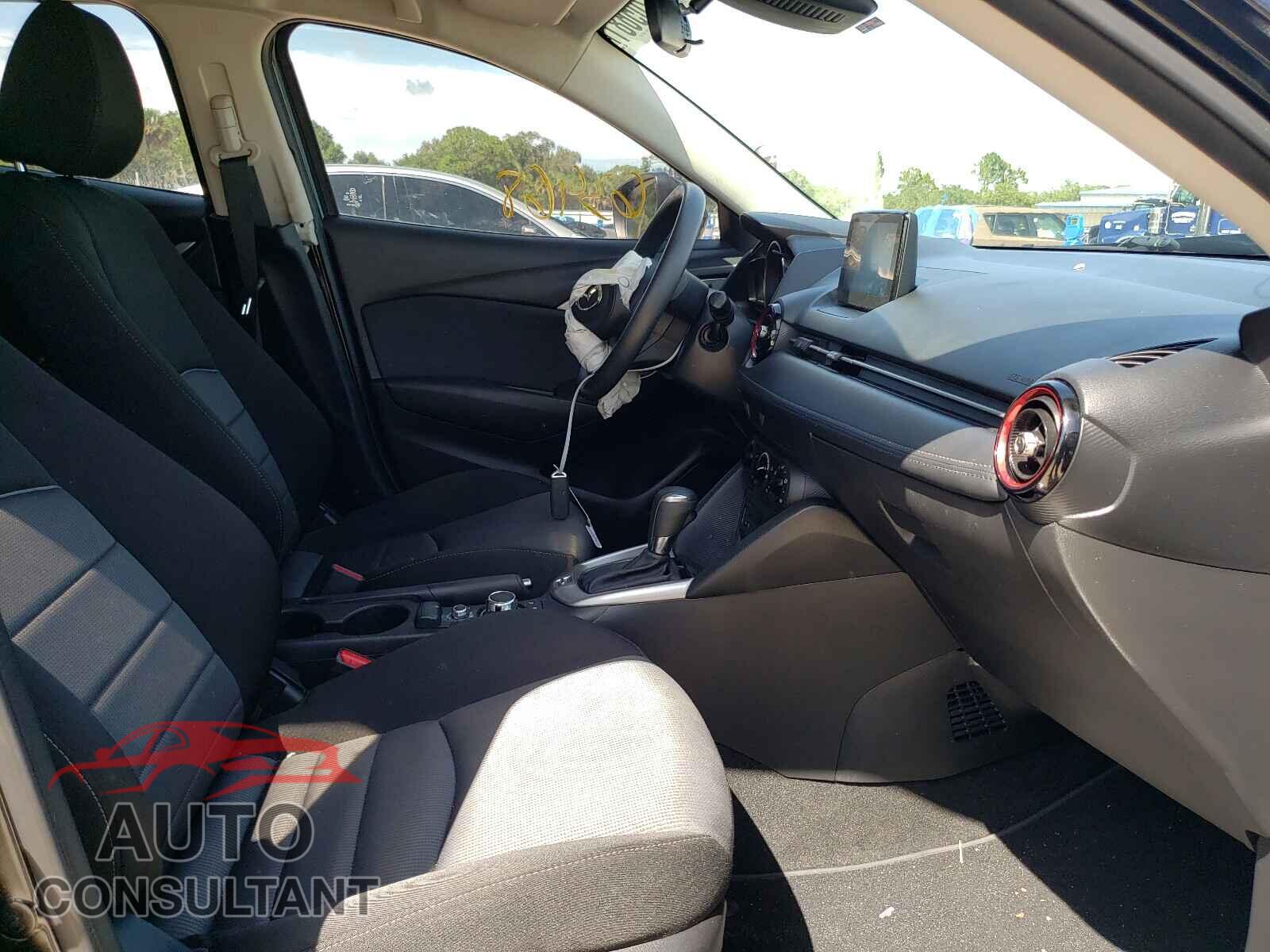 MAZDA CX-3 2018 - JM1DKDB71J1310330