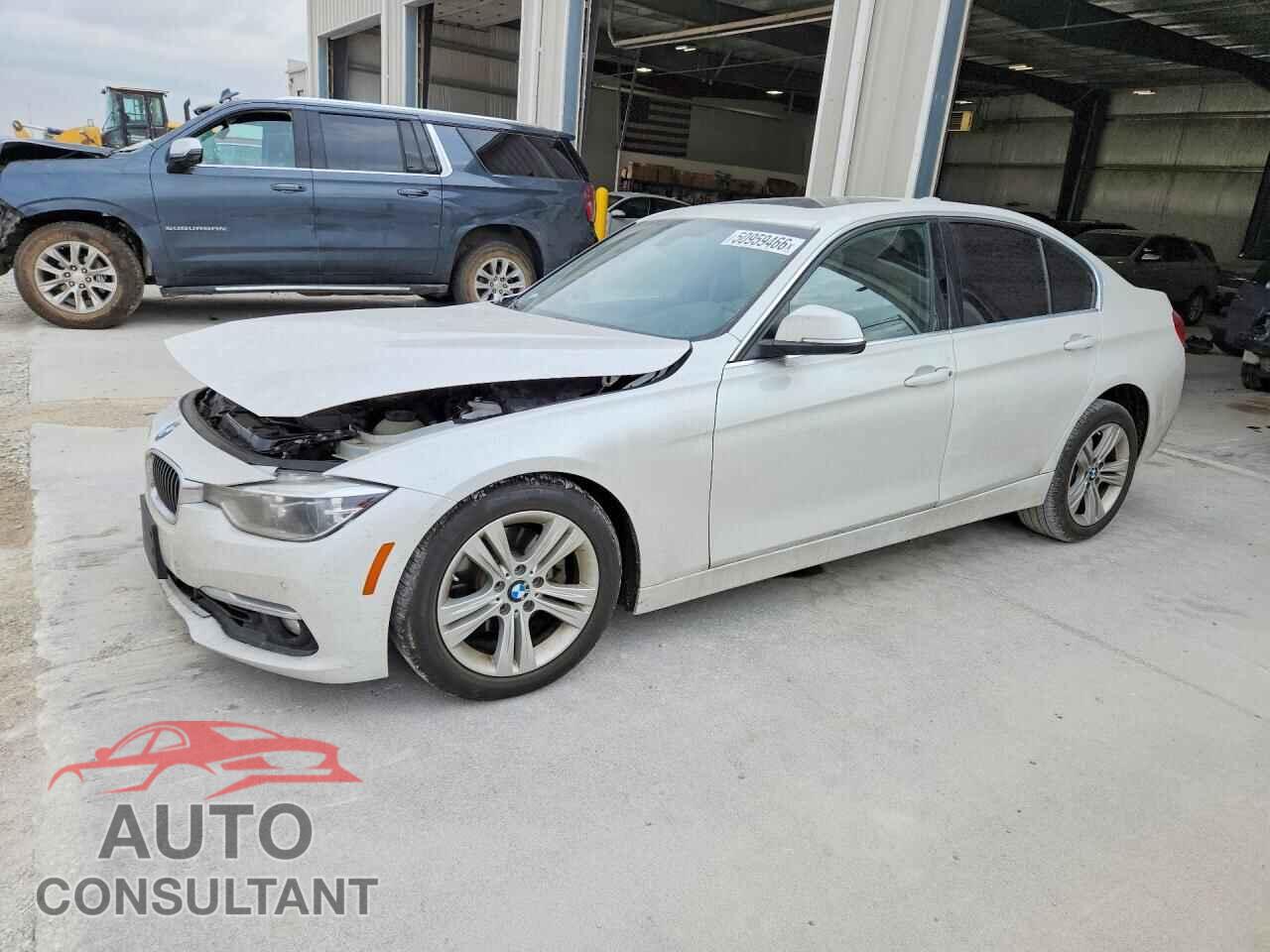 BMW 3 SERIES 2016 - WBA8E3G52GNU00269