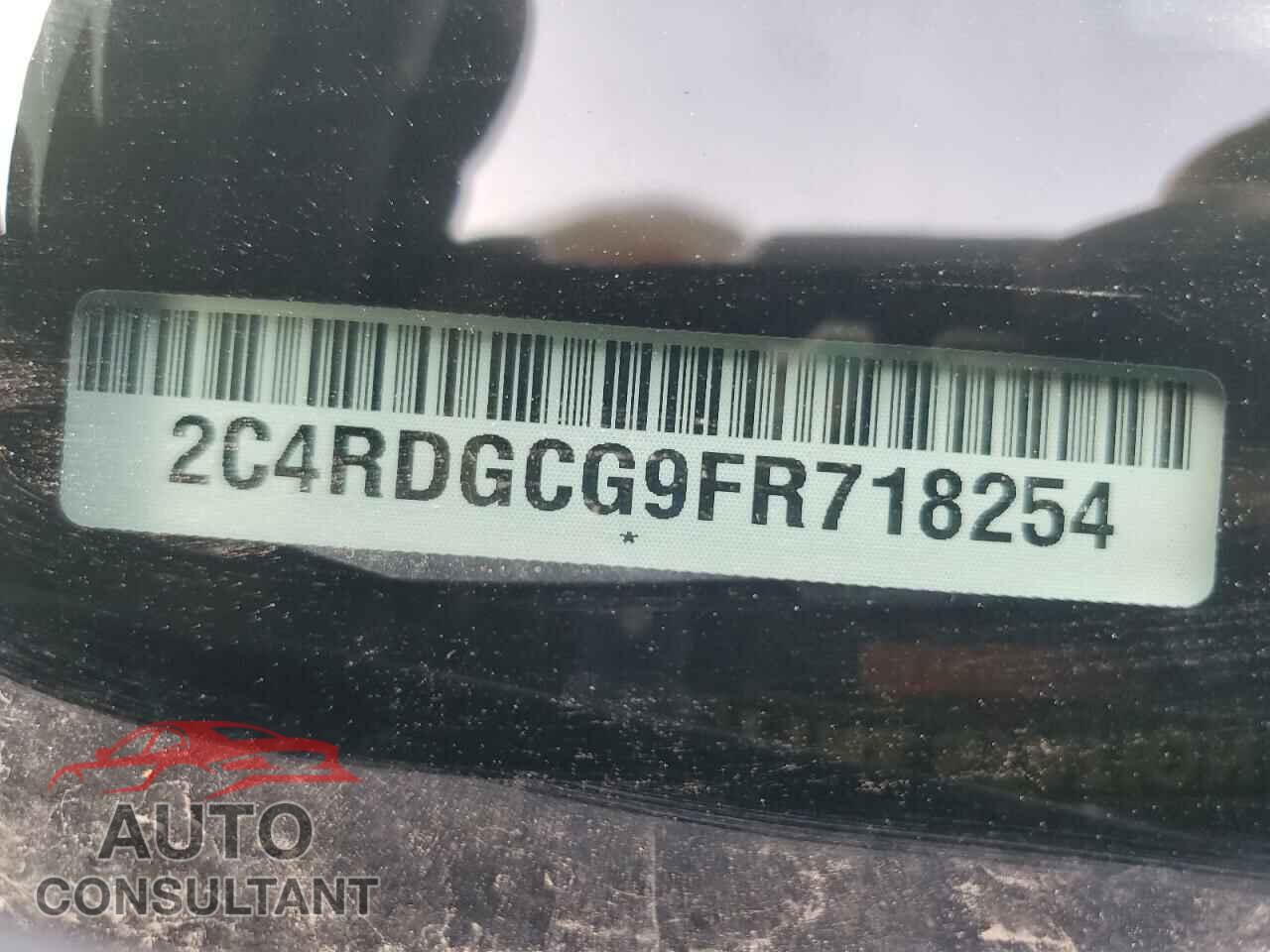 DODGE CARAVAN 2015 - 2C4RDGCG9FR718254