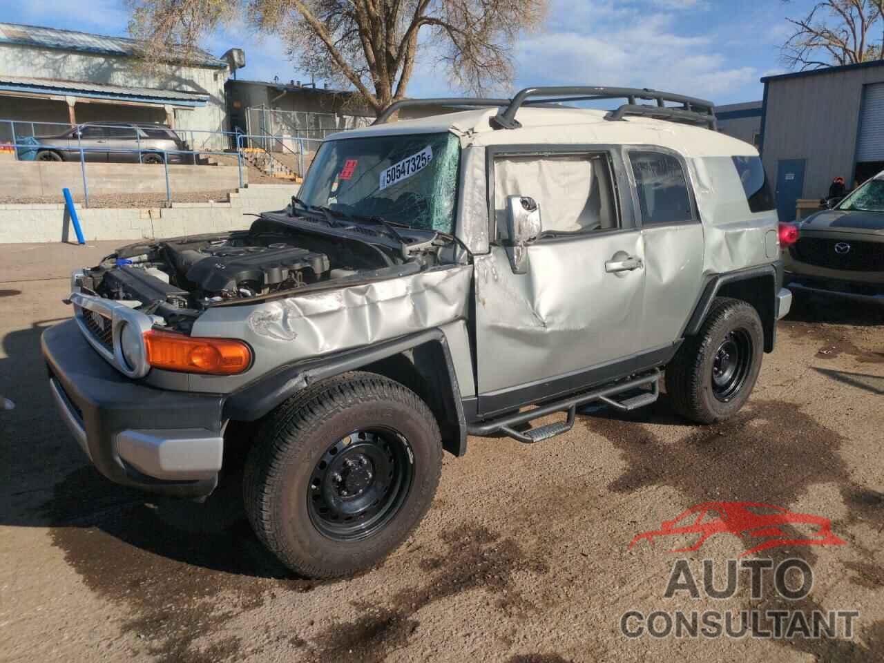 TOYOTA FJ CRUISER 2011 - JTEBU4BFXBK104391