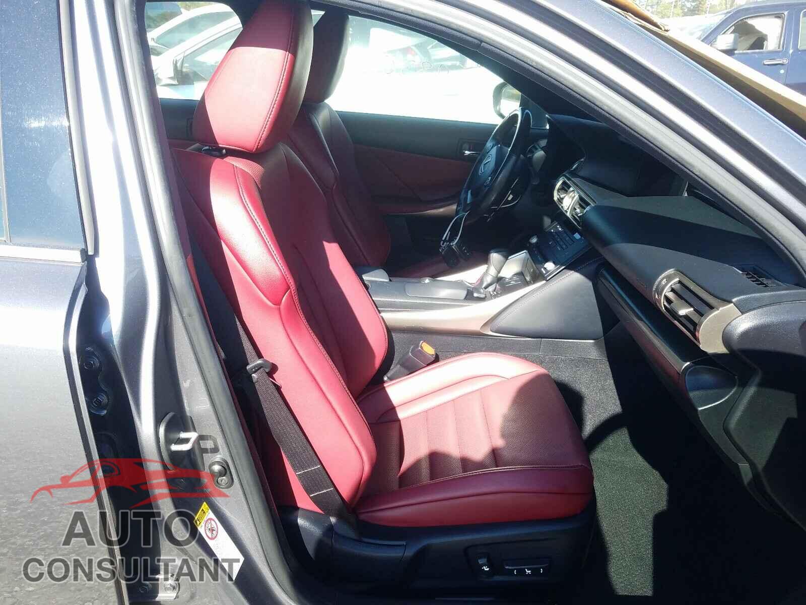 LEXUS IS 2016 - JTHBE1D24G5028343