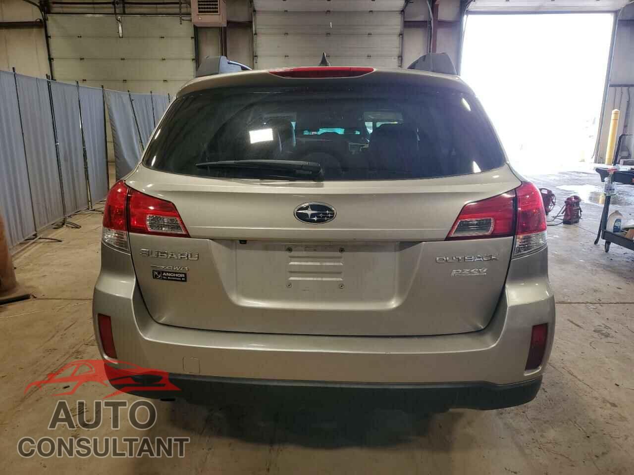 SUBARU OUTBACK 2014 - 4S4BRBLCXE3239802