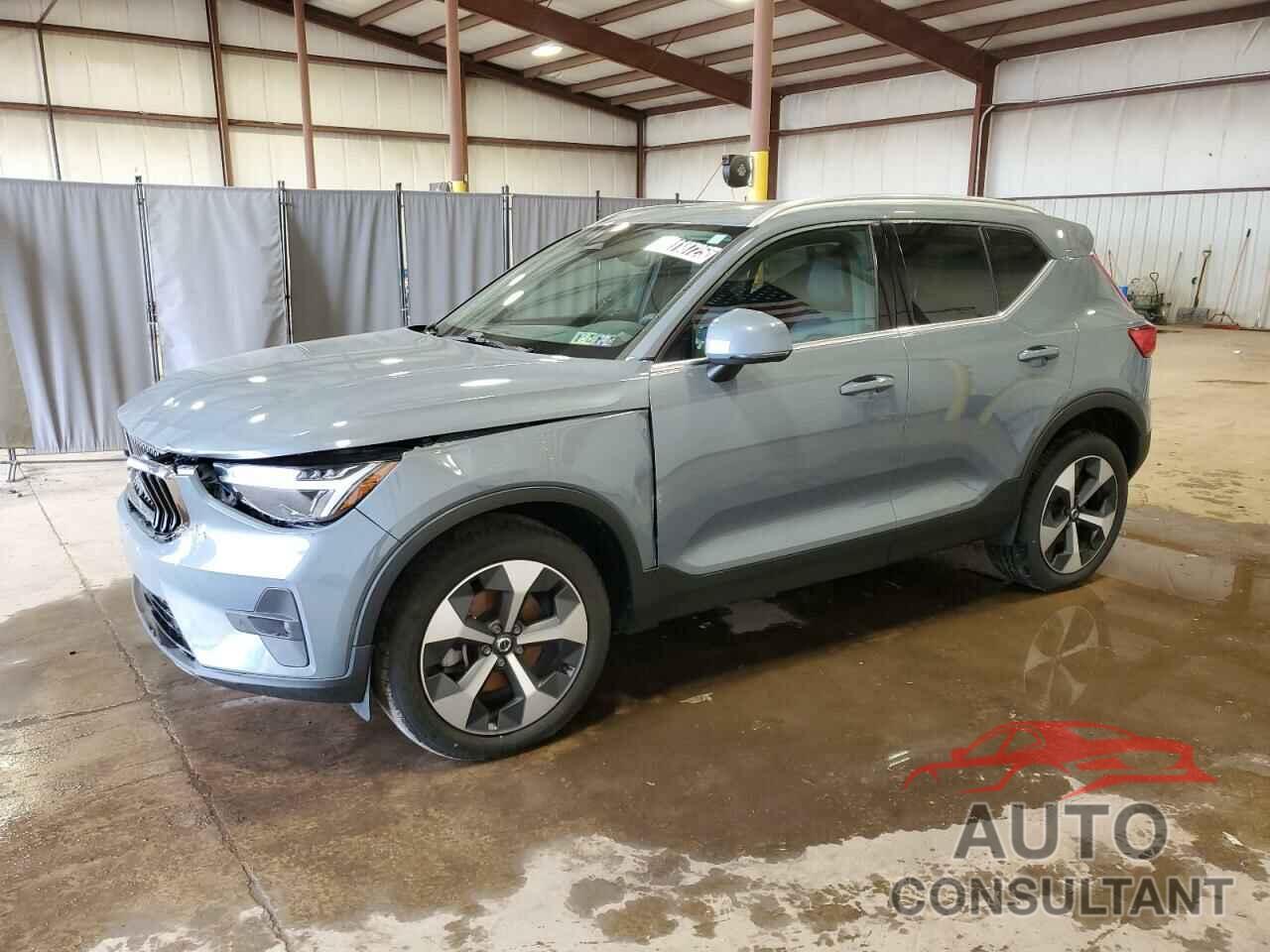 VOLVO XC40 PLUS 2023 - YV4L12UN4P2963605
