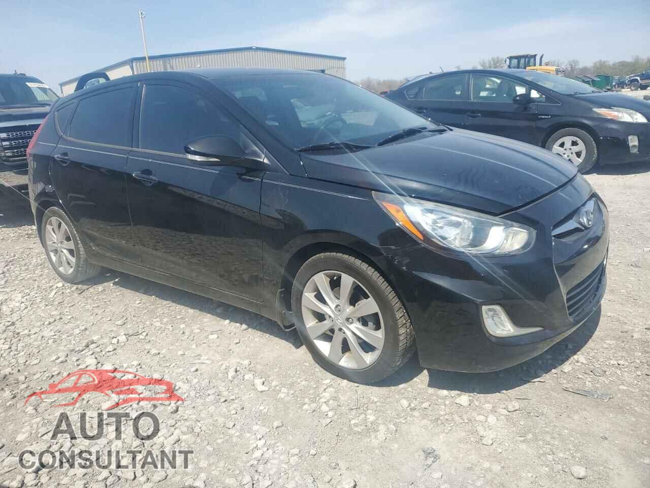 HYUNDAI ACCENT 2013 - KMHCU5AE1DU075065