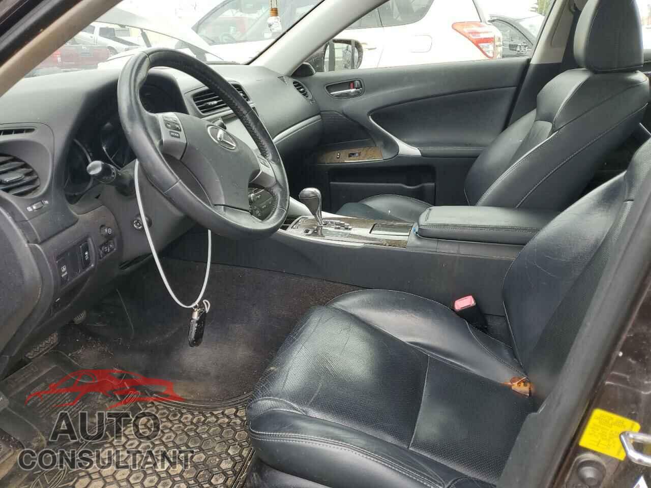 LEXUS IS 2012 - JTHCF5C21C5054645