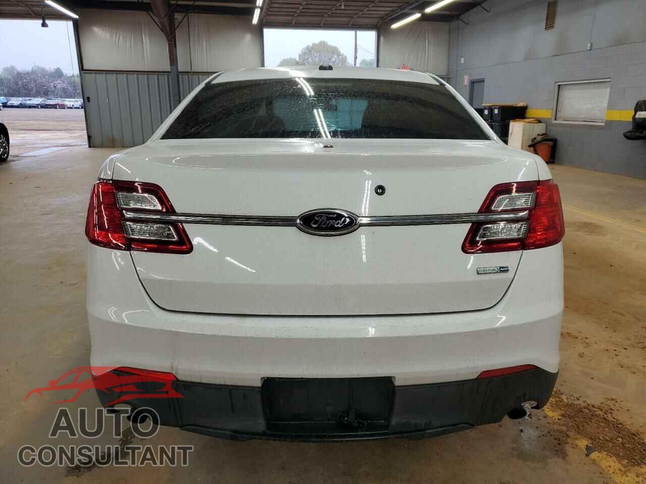 FORD TAURUS 2013 - 1FAHP2M82DG144971