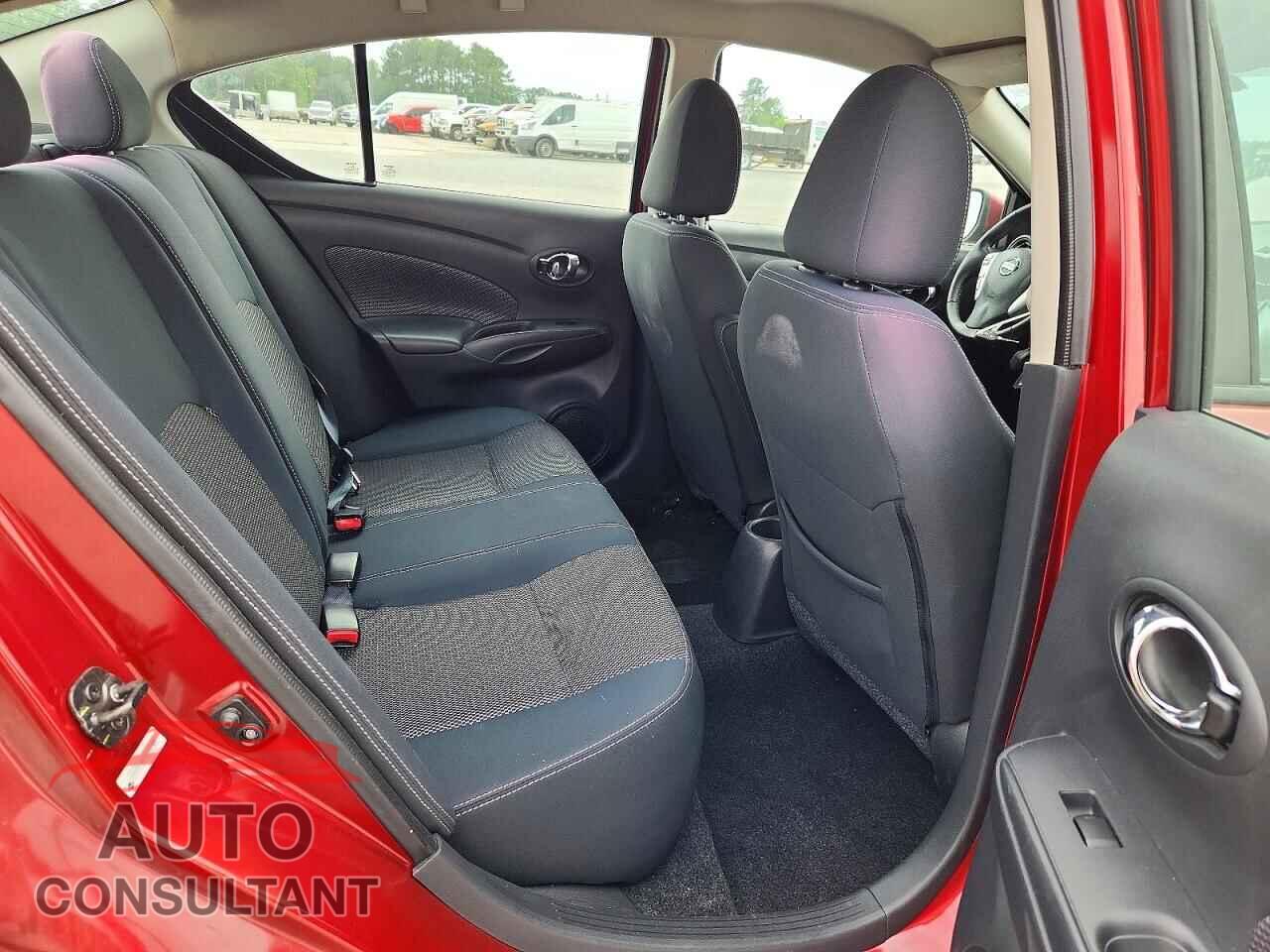 NISSAN VERSA 2017 - 3N1CN7AP2HL802408