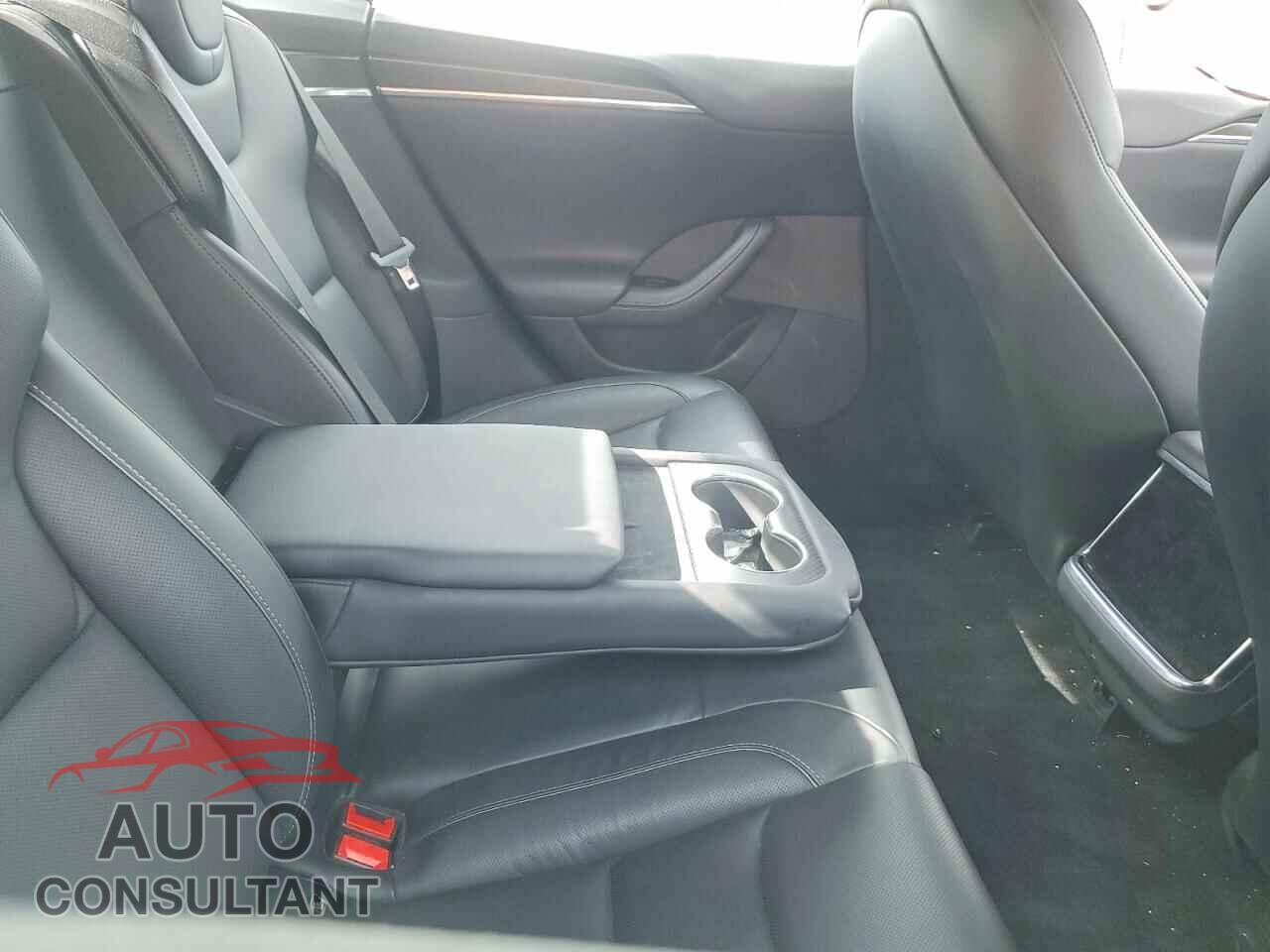 TESLA MODEL S 2021 - 5YJSA1E63MF454520