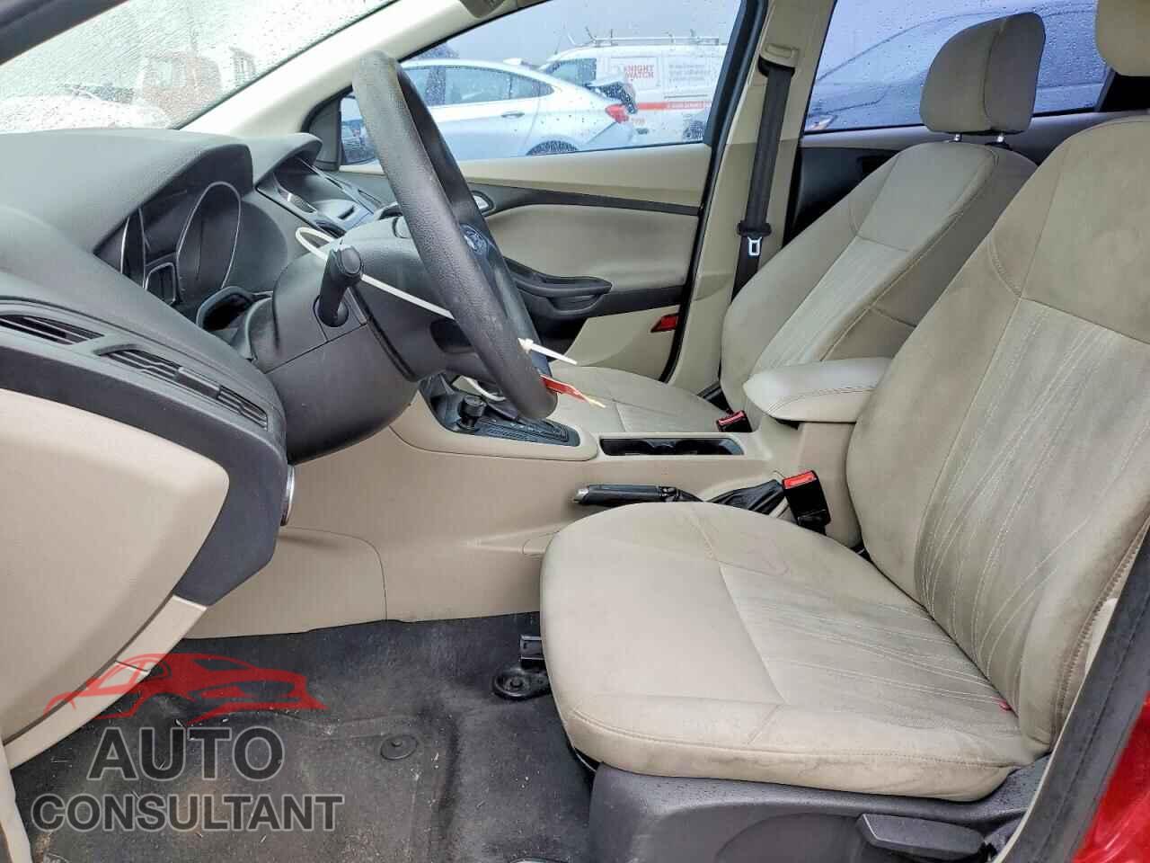 FORD FOCUS 2015 - 1FADP3F22FL360892
