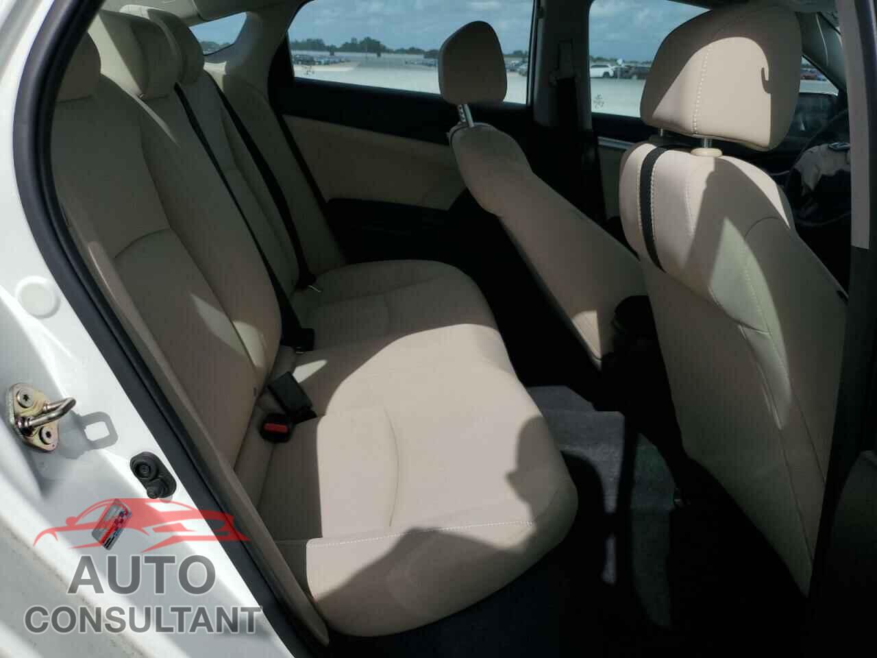 HONDA CIVIC 2017 - 19XFC2F55HE225520
