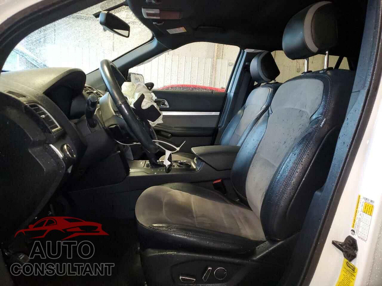 FORD EXPLORER 2017 - 1FM5K7D84HGE19654